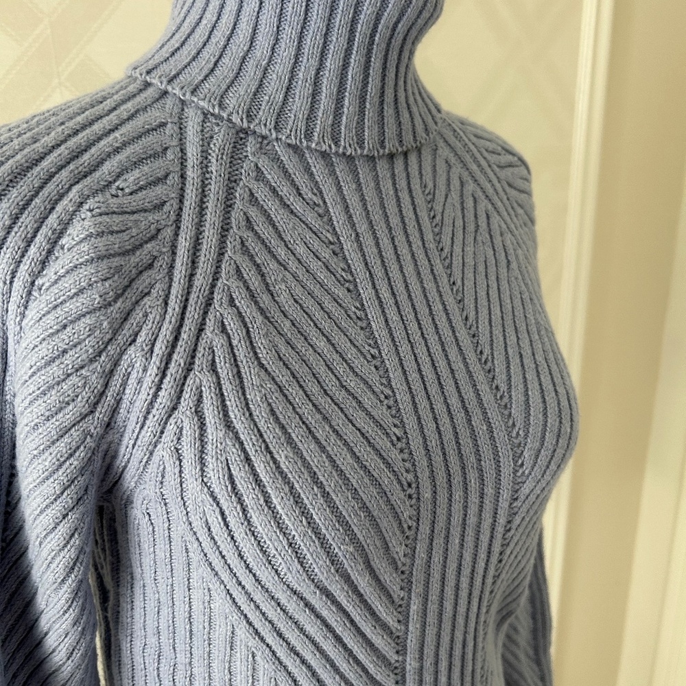 NWOT Sundance Periwinkle Blue Knit Shirt with asymmetric pattern size M